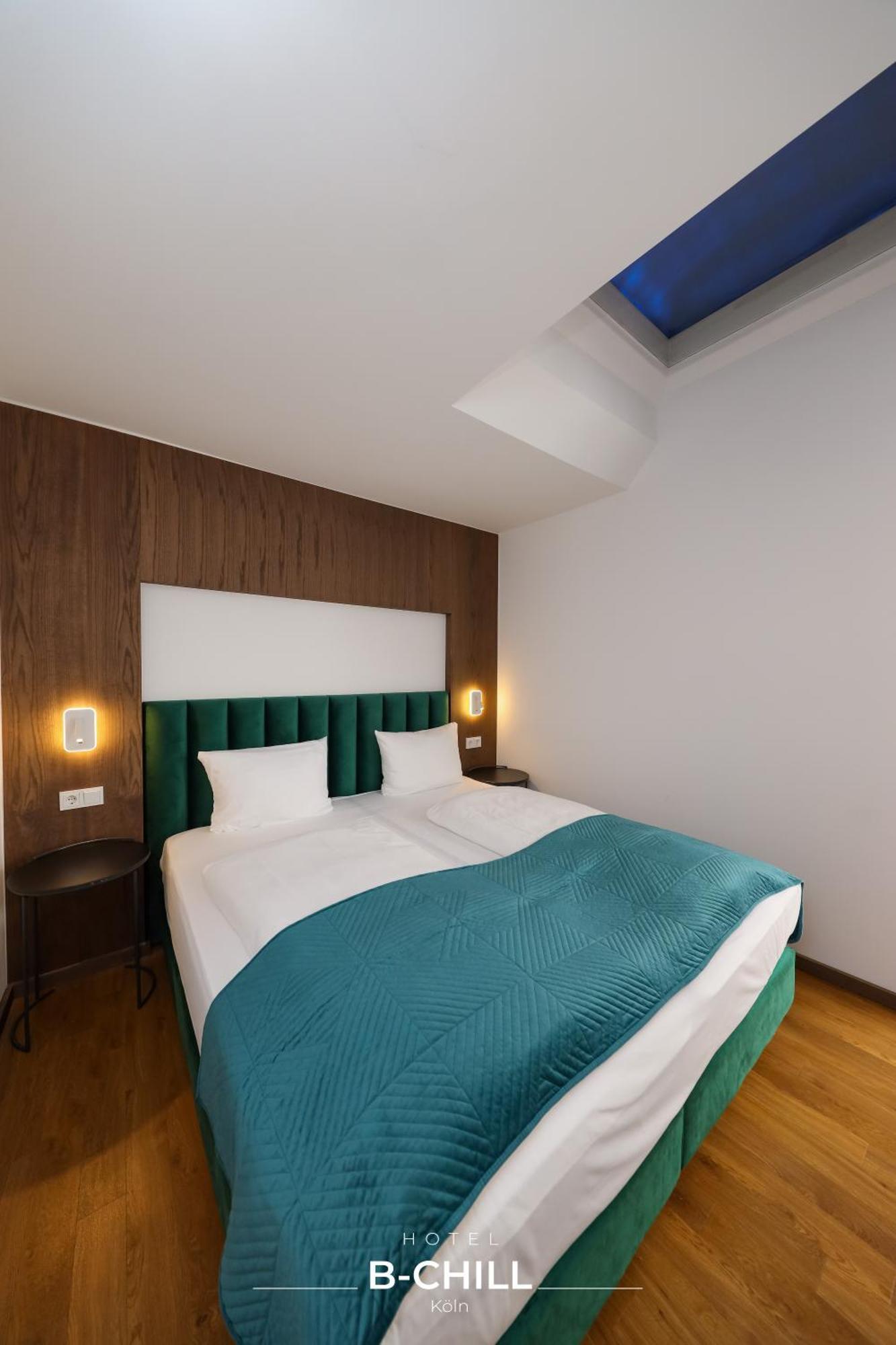 B-Chill Cologne Hotell Exteriör bild