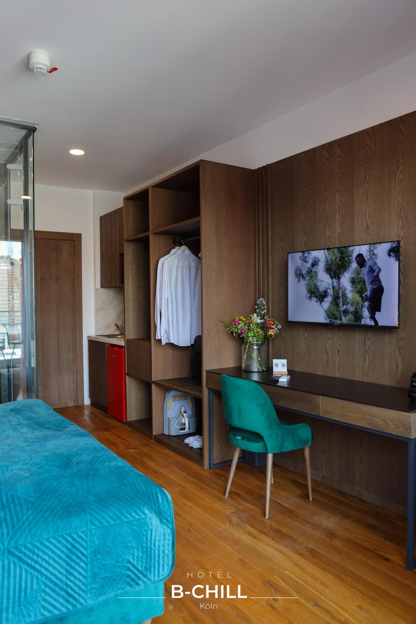 B-Chill Cologne Hotell Exteriör bild