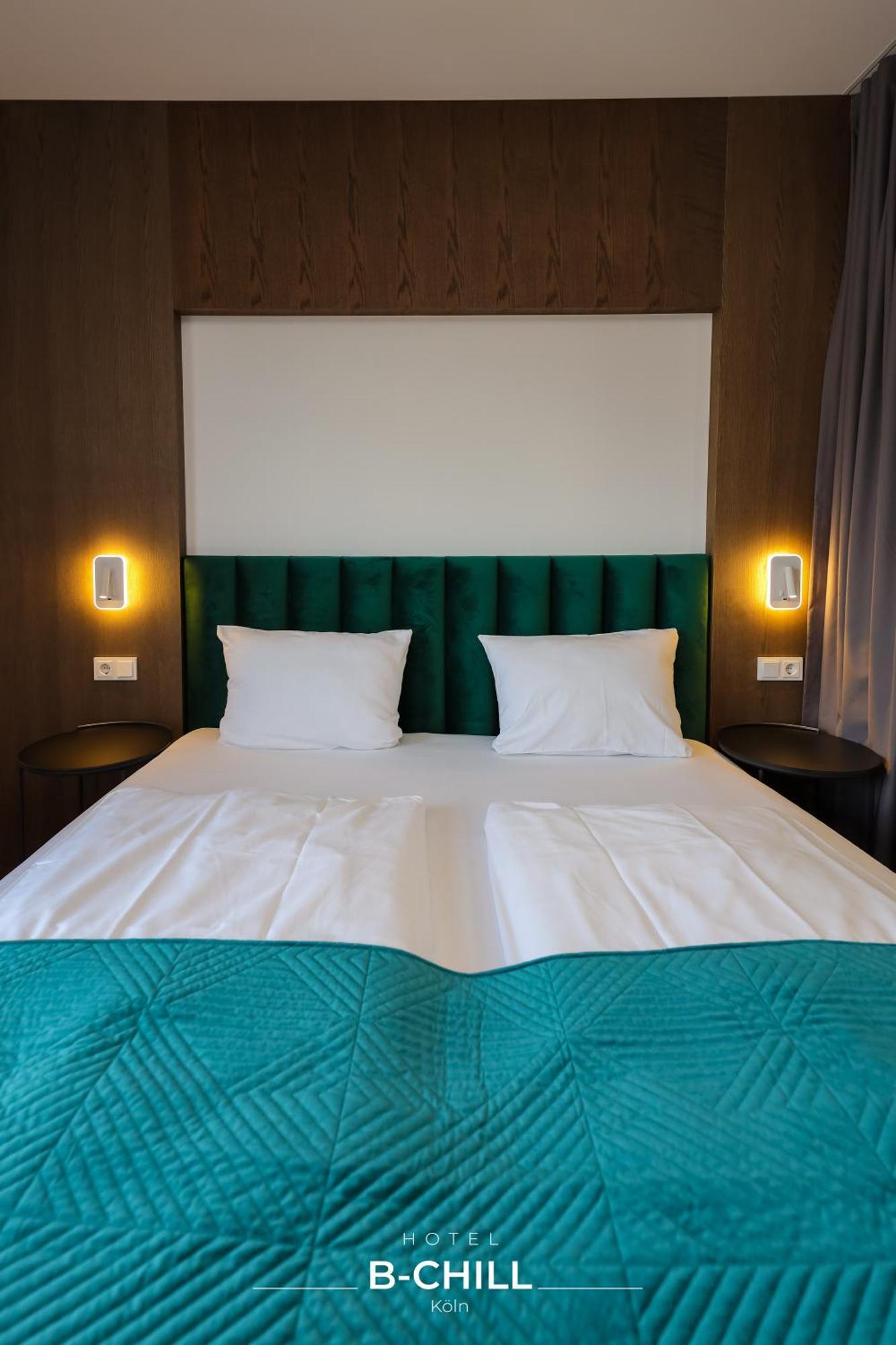 B-Chill Cologne Hotell Exteriör bild