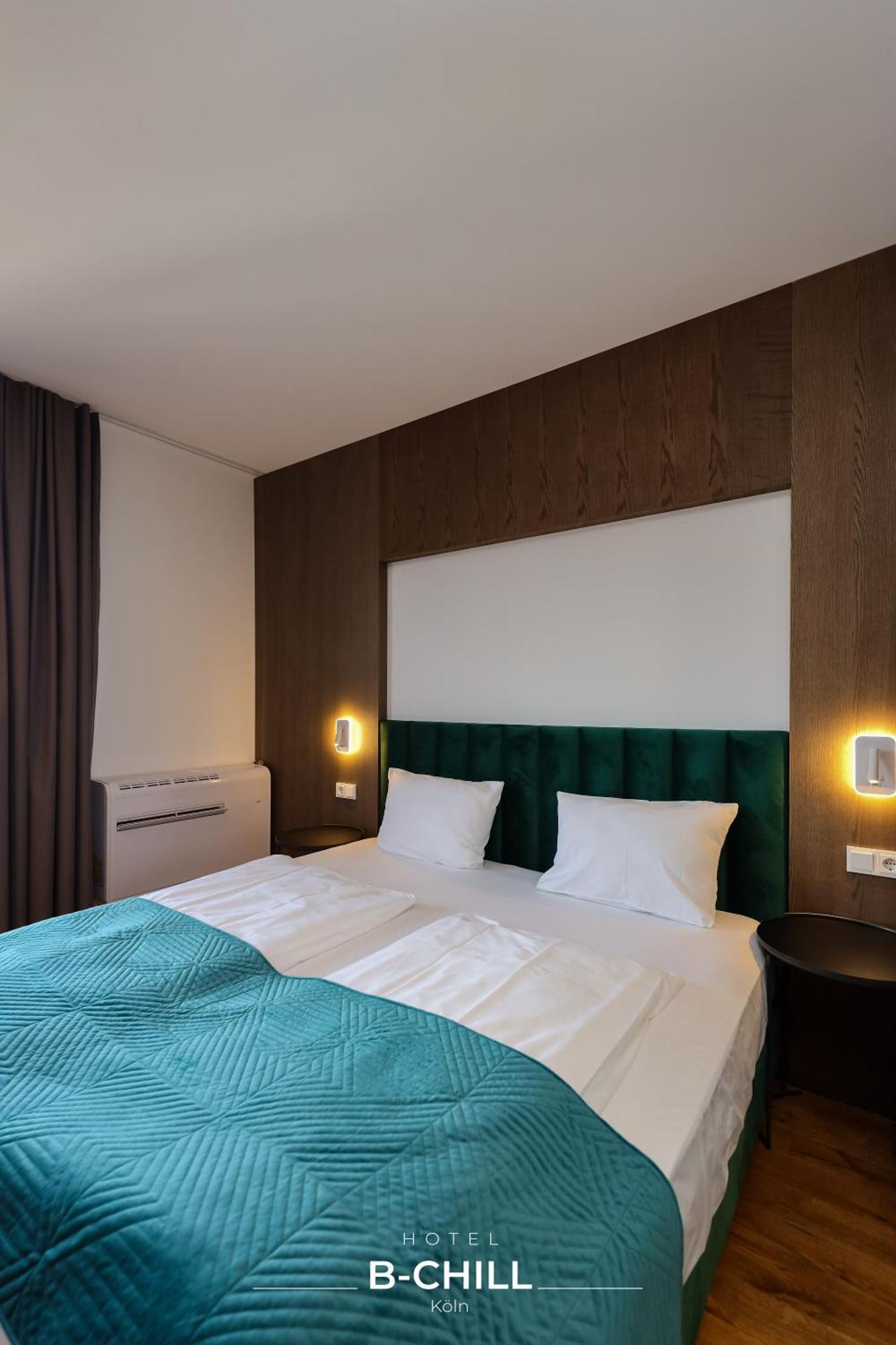 B-Chill Cologne Hotell Exteriör bild